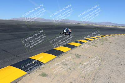 media/May-06-2024-Moto Forza (Mon) [[b33359f27d]]/1-Advanced/Session 2 (Bowl)/